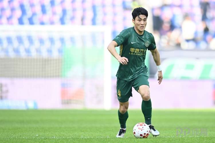 独苗!世界杯48强参赛球员全部确定 中超仅朴镇燮参赛